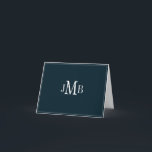 De Agradecimento Marinho e Monograma Branco dobradoObrigado Cartão<br><div class="desc">Marinho azul de fundo com iniciais brancas monogramas cartões de agradecimentos dobrado (dentro branco vazio) para correspondência comercial.</div>