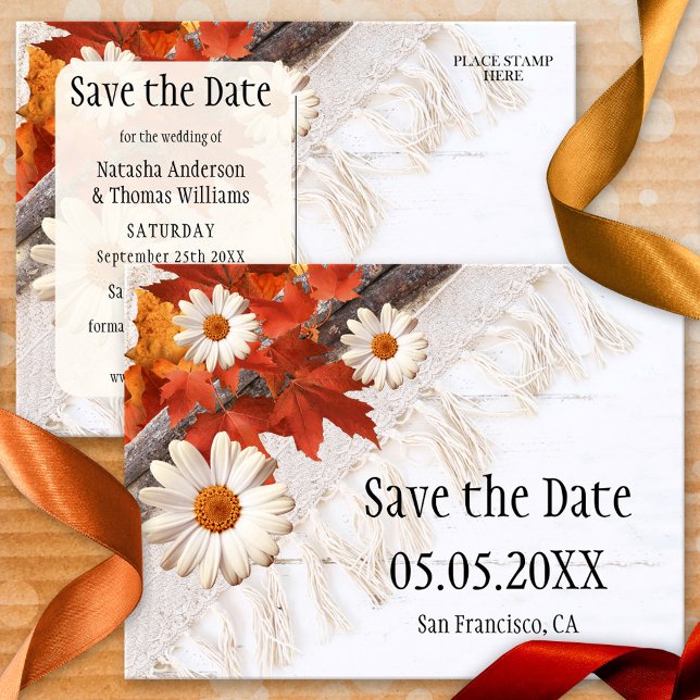 De Anúncio Cartão postal Boêmio Chic Outono Salvar a Data (Save the Date postcard featuring colorful autumn leaves with daisy flowers on lace and rustic ivory)