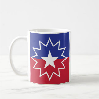 De Café A caneca da bandeira do Juneteenth