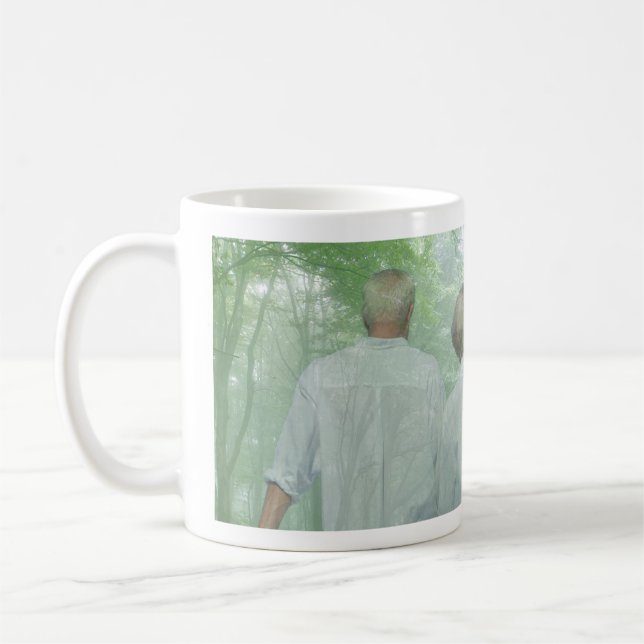 De Café A caneca é um presente pensativo. (Esquerda)