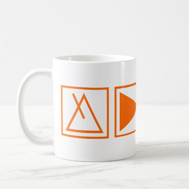 De Café A caneca nova do fabricante da batida (Esquerda)