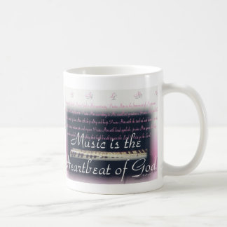 De Café A música é a pulsação do coração da caneca do deus