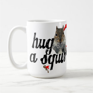 De Café Abrace uma caneca do esquilo