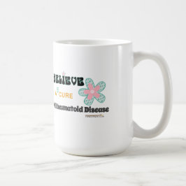 De Café Acredite em uma caneca da cura