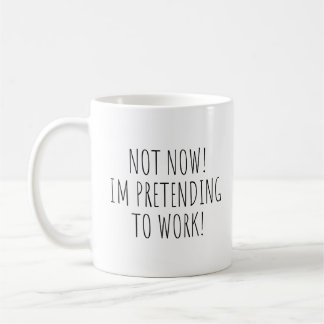 De Café Agora não estou a fingir trabalhar com uma caneca 