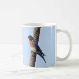 De Café Bluebird em uma caneca com fio