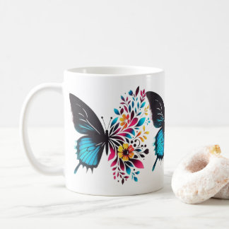 De Café Borboleta elegante e caneca floral