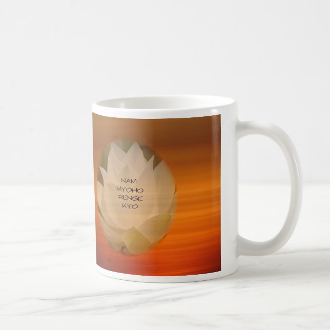 De Café Caneca budista do SGI com Nam Myoho Renge Kyo (Direita)