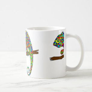 De Café Caneca Checkered do camaleão do arco-íris