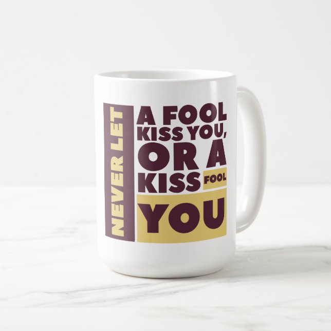 De Café Caneca Clássica Kiss (Frente Esquerda)
