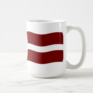 De Café Caneca com a Bandeira da Letônia