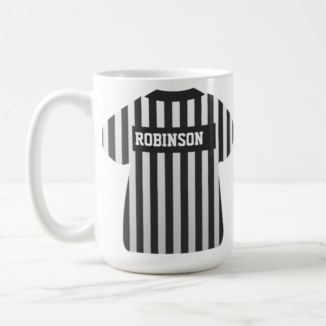 De Café Caneca conhecida do árbitro (Esquerda)