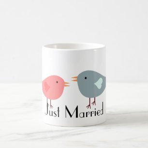 De Café Caneca cor-de-rosa e azul do recem casados do