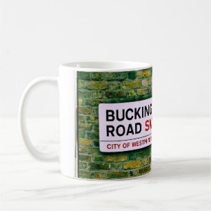 De Café Caneca da estrada do Buckingham Palace