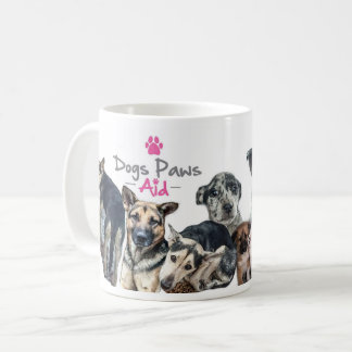 De Café Caneca do auxílio das patas dos cães