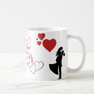 De Café Caneca do Dia dos Namorados com Corações Vermelhos