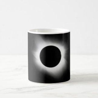 De Café Caneca do eclipse da lua