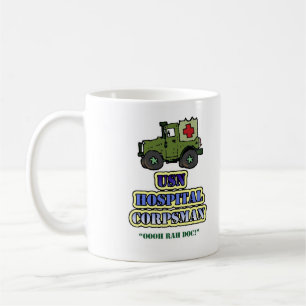 De Café Caneca do indivíduo alistado na Força Médica do