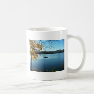 De Café Caneca do lago Pontoosuc