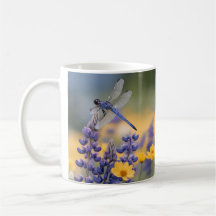 Caneca do Libélula Azul – A Elegância da Natureza 