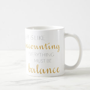 De Café Caneca do presente para o contador com alfabeto