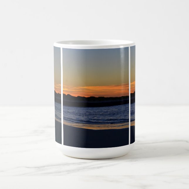 De Café Caneca do Triptych da cena da praia do nascer do (Centro)