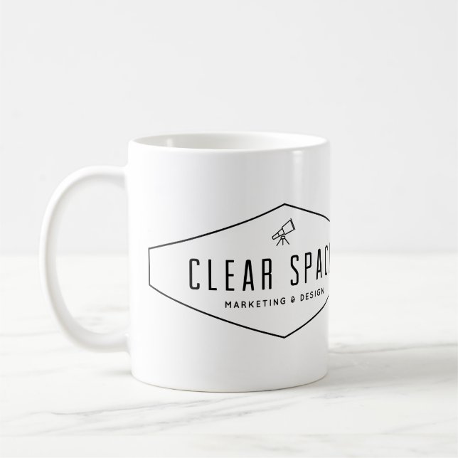 De Café Caneca dos meios do espaço claro (Esquerda)