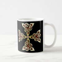 Caneca dourada da cruz celta