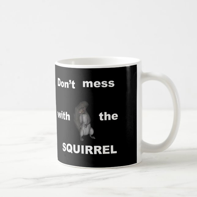De Café Caneca irritada do esquilo (Direita)