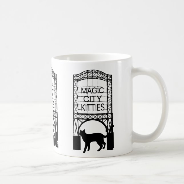 De Café Caneca mágica dos gatinhos da cidade (Direita)