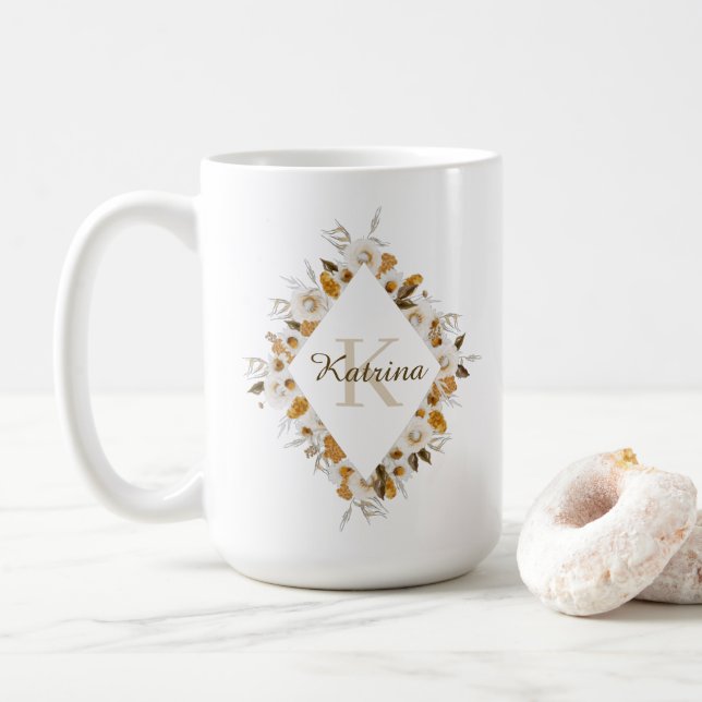De Café Caneca Monogramada com Florais em Aquarela (Com Donut)