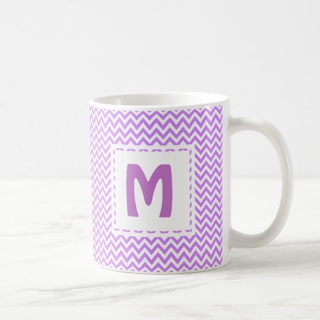 De Café Caneca Monogramada Favorita com Chevron Roxo Lavan (Direita)