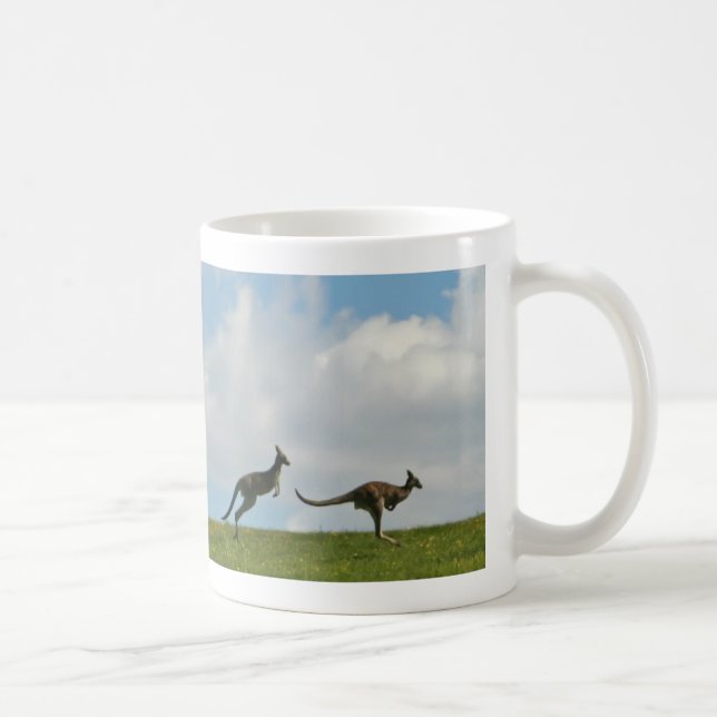 De Café Caneca mostrada em silhueta dos cangurus (Direita)