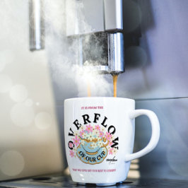 De Café Caneca OVERFLOW projetada por Adiela Akoo