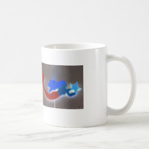 De Café caneca vermelha e azul da sereia