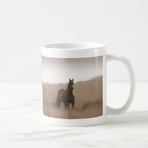 De Café Cavalos selvagens… Caneca