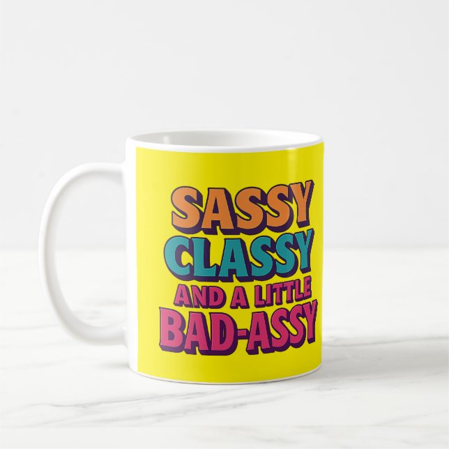De Café Clássico Sassy e uma pequena caneca mal-assada (Esquerda)