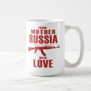 De Café Da mãe Rússia com a caneca do amor AK