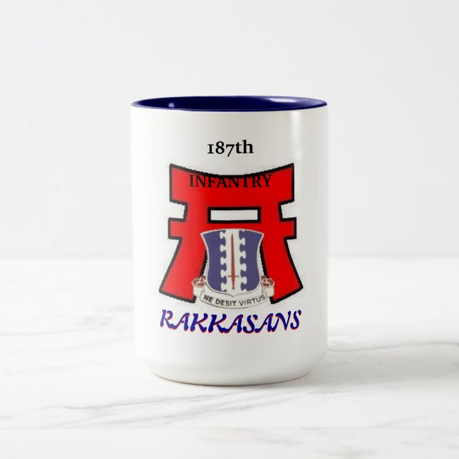De Café Em Dois Tons 187th Caneca do DUI RAKKASANS TORRI da infantaria (Centro)