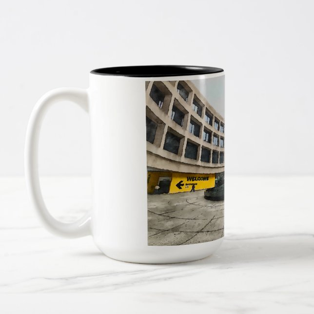 De Café Em Dois Tons A Caneca do Pátio Redondo (Esquerda)