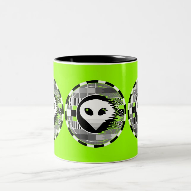 De Café Em Dois Tons Alienígena TV - caneca redonda verde (Centro)