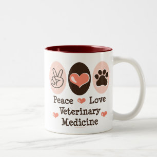 De Café Em Dois Tons Caneca da medicina veterinária do amor da paz