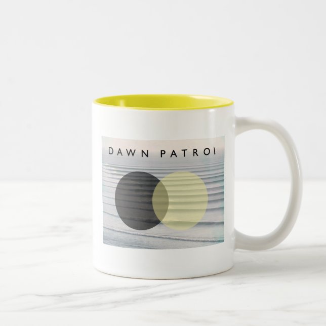 De Café Em Dois Tons Caneca da patrulha do alvorecer (Direita)