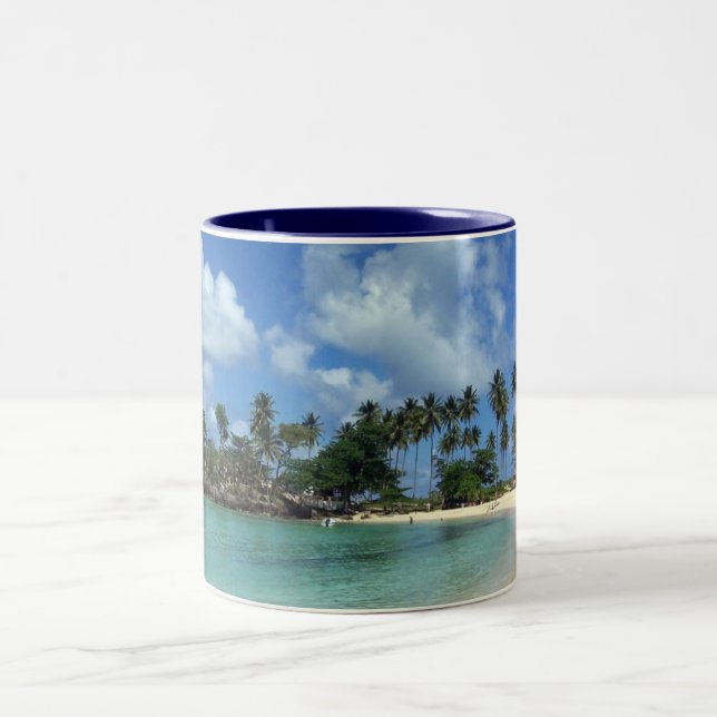 De Café Em Dois Tons Caneca da praia da República Dominicana (Centro)