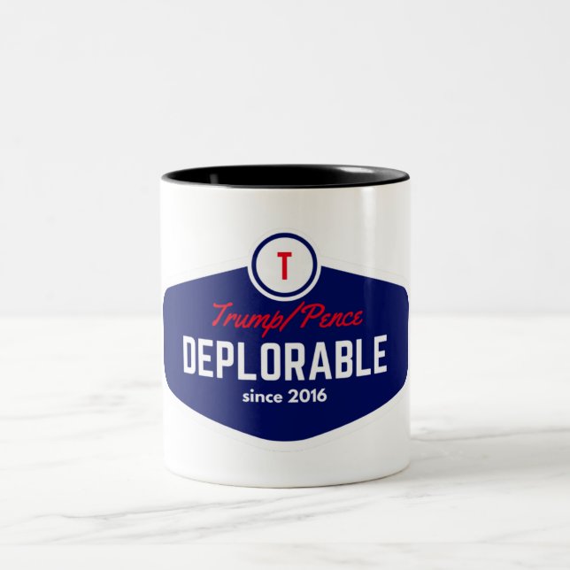 De Café Em Dois Tons caneca deplorável do trunfo (Centro)