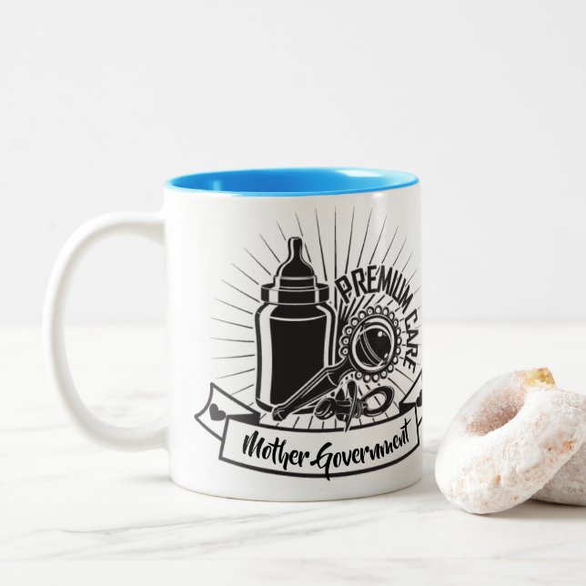 De Café Em Dois Tons Caneca do governo da mãe (Com Donut)