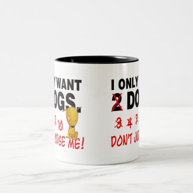 De Café Em Dois Tons Caneca dos cães - não me julgue! (Centro)