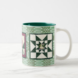 De Café Em Dois Tons Caneca dos Coverlets e das edredões do vintage
