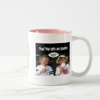 De Café Em Dois Tons Caneca esperta das meninas