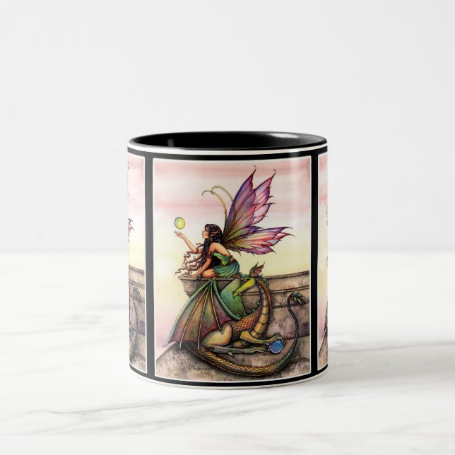 De Café Em Dois Tons Caneca Fairy and Dragon por Molly Harrison (Centro)